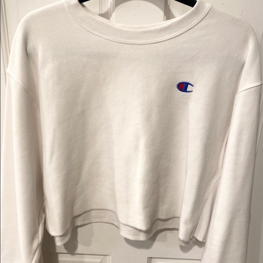 Champion Reverse Wave Cropped Sweatshirt/Crewneck Size Large (White)